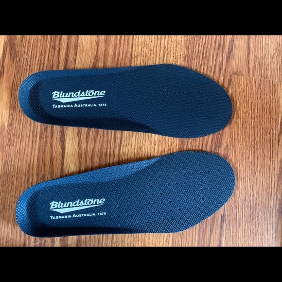 Rustic Brown Blundstones - Picture 4 of 6